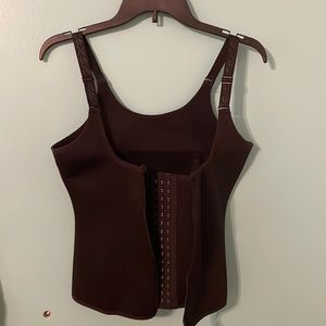 Waist trainer